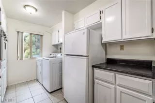 Photo #4: 2608206 Listing 