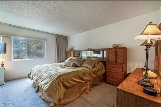 Photo #6: 2608206 Listing 