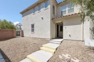 Photo #1: 2608241 Listing 