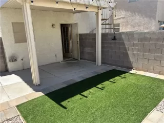 Photo #6: 2608251 Listing