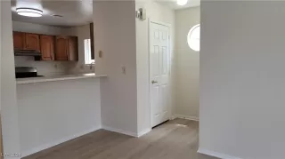 Photo #4: 2608268 Listing 