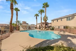 Photo #1: 2608277 Listing 