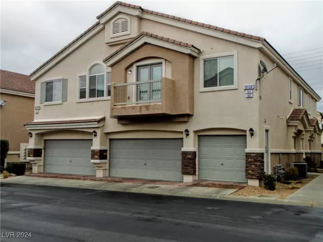 MLS: 2608330 Condo For Sale