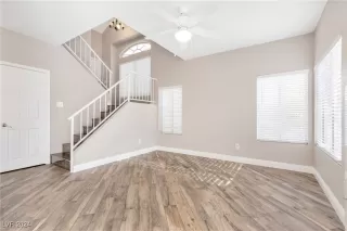 Photo #6: 2608331 Listing 