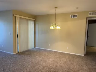 Photo #4: 2608343 Listing 