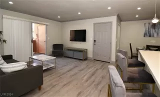 Photo #3: 2608364 Listing 