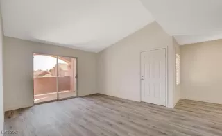 Photo #3: 2608416 Listing 