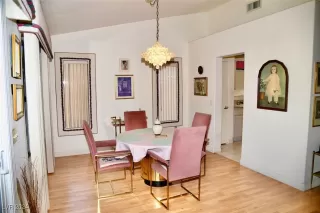 Photo #6: 2608425 Listing