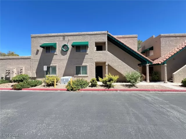 MLS: 2608469 Condo For Sale