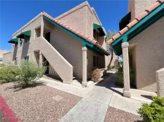 Photo #1: 2608469 Listing 