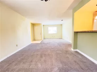 Photo #4: 2608469 Listing 