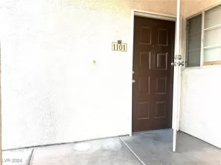 Photo #3: 2608473 Listing