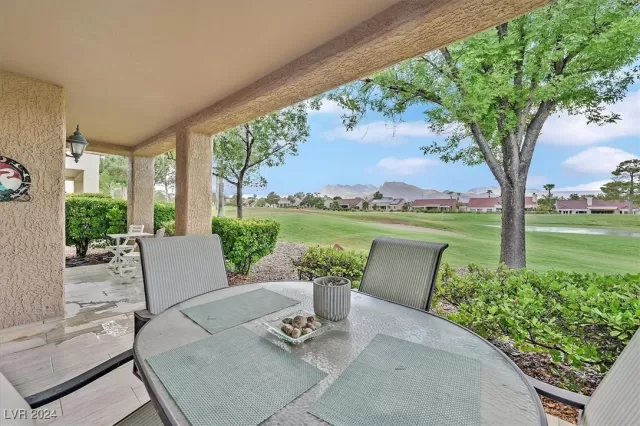 MLS: 2608512 Condo For Sale