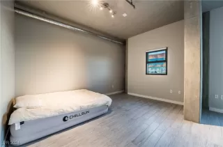 Photo #6: 2608518 Listing 