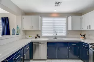 Photo #5: 2608535 Listing 