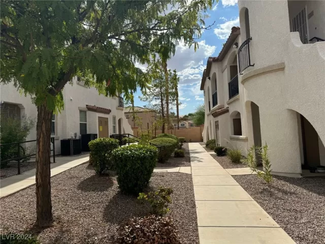 MLS: 2608540 Condo For Sale