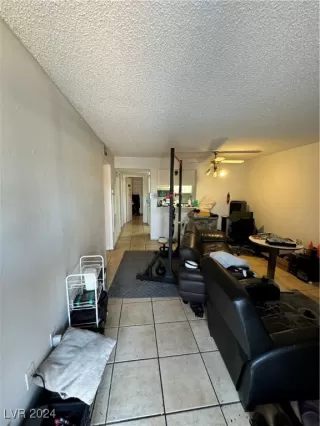 Photo #2: 2608546 Listing