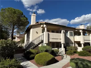 Photo #2: 2608560 Listing 