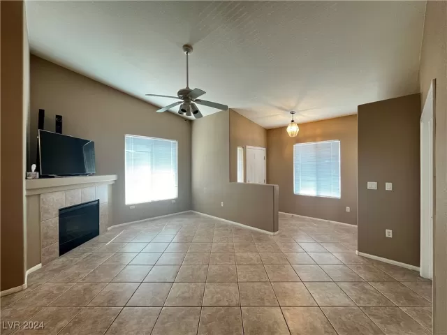 MLS: 2608563 Condo For Sale