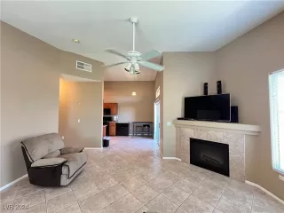 Photo #2: 2608563 Listing 