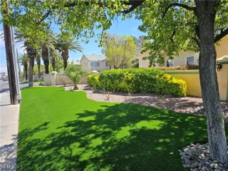 Photo #4: 2608576 Listing 