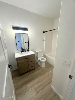 Photo #5: 2608605 Listing 