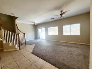 Photo #4: 2608636 Listing 