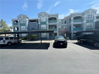 Photo #1: 2608679 Listing 