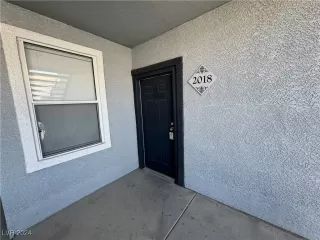 Photo #2: 2608679 Listing 