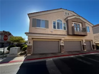 Photo #1: 2608684 Listing 