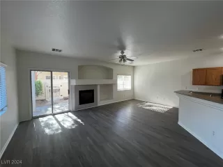 Photo #3: 2608684 Listing 