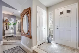 Photo #4: 2608692 Listing 