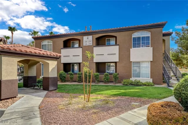 MLS: 2608716 Condo For Sale