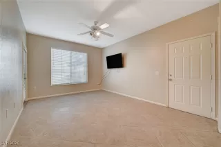 Photo #4: 2608716 Listing