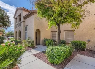 Photo #4: 2608725 Listing 