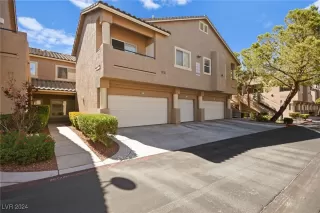 Photo #5: 2608744 Listing 