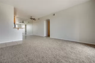 Photo #4: 2608750 Listing 