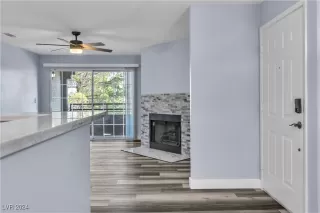 Photo #5: 2608751 Listing