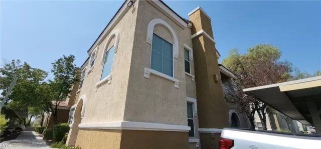 MLS: 2608766 Condo For Sale