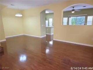 Photo #2: 2608769 Listing 