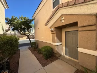 Photo #5: 2608794 Listing 