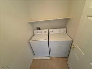 Photo #6: 2608794 Listing 