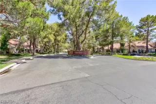 Photo #1: 2608816 Listing 