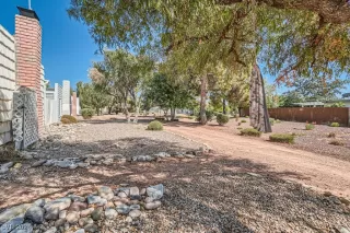 Photo #2: 2608821 Listing