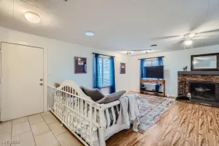 Photo #4: 2608821 Listing