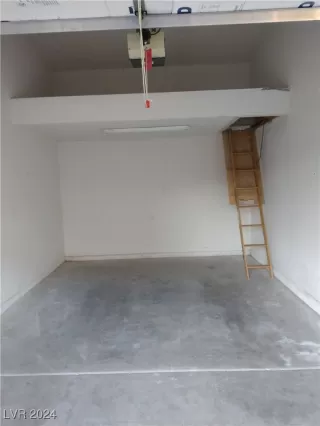 Photo #5: 2608827 Listing 