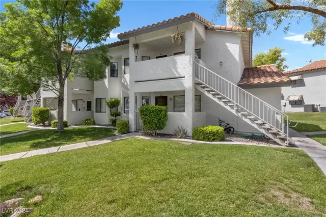 MLS: 2608833 Condo For Sale