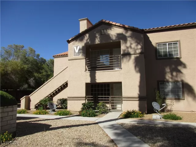 MLS: 2608843 Condo For Sale