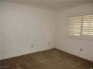 Photo #4: 2608843 Listing 