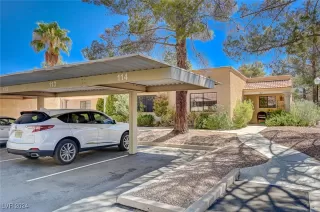 Photo #1: 2608846 Listing